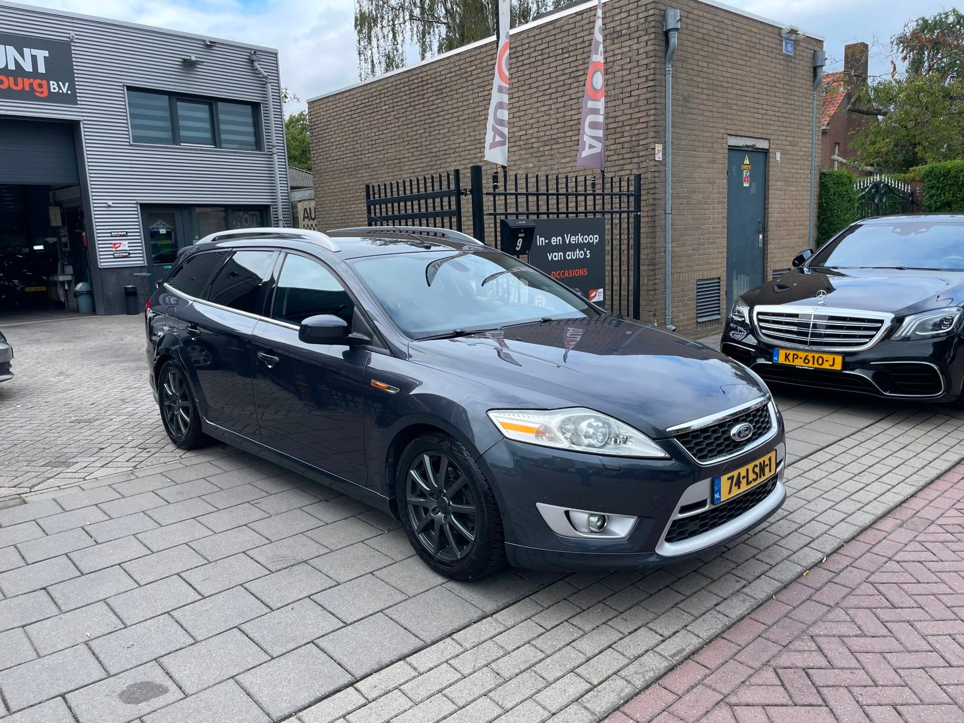 Ford Mondeo Wagon 2.5-20V Titanium Trekhaak Airco PDC NAP AP, Auto's, Voorwielaandrijving, Mondeo, Leder en Stof, 2521 cc