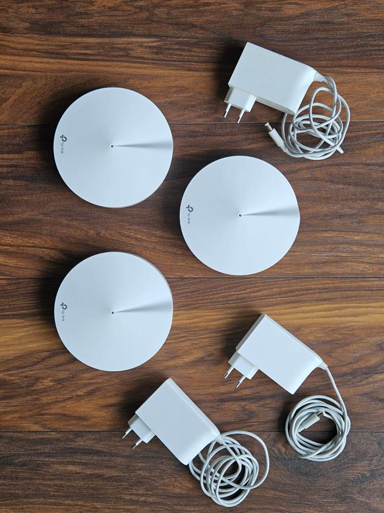 TP-Link Deco M9 Plus (3-pack) Smart Home Mesh Wi-Fi Systeem, Computers en Software, Routers en Modems, Zo goed als nieuw, Ophalen