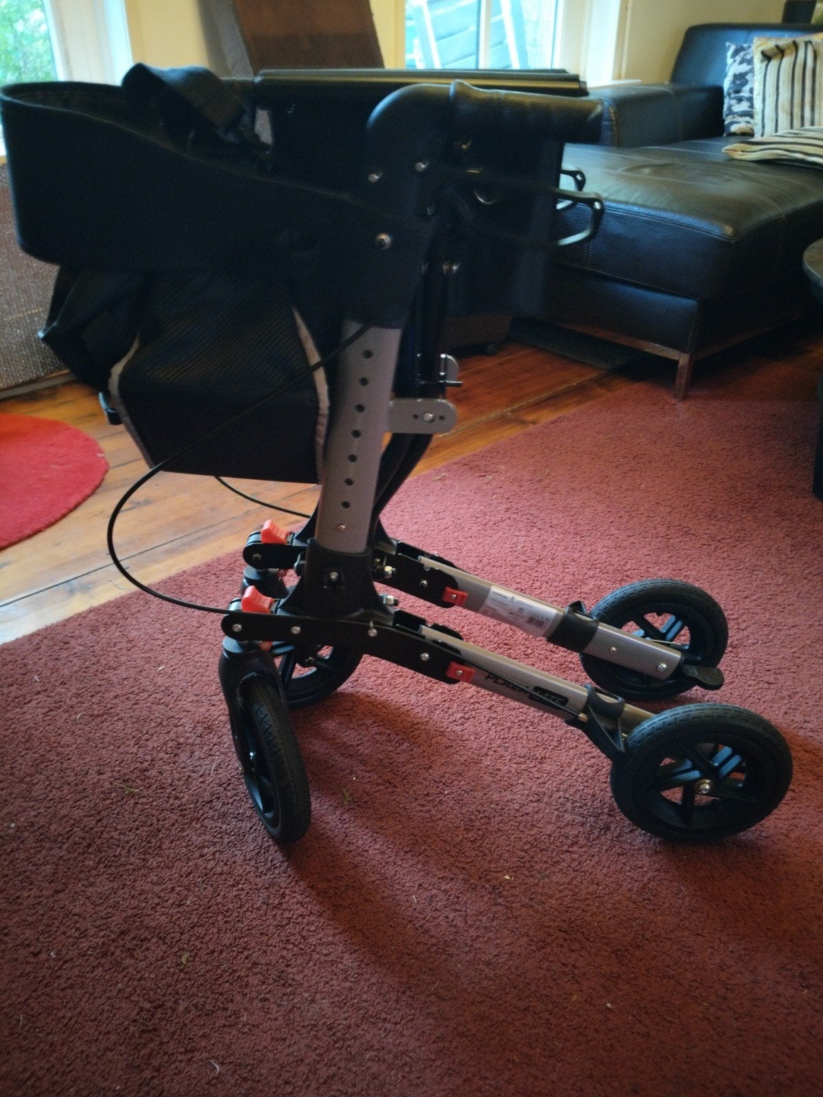 Rollator - spik splinter nieuw, Ophalen, Opvouwbaar, Nieuw