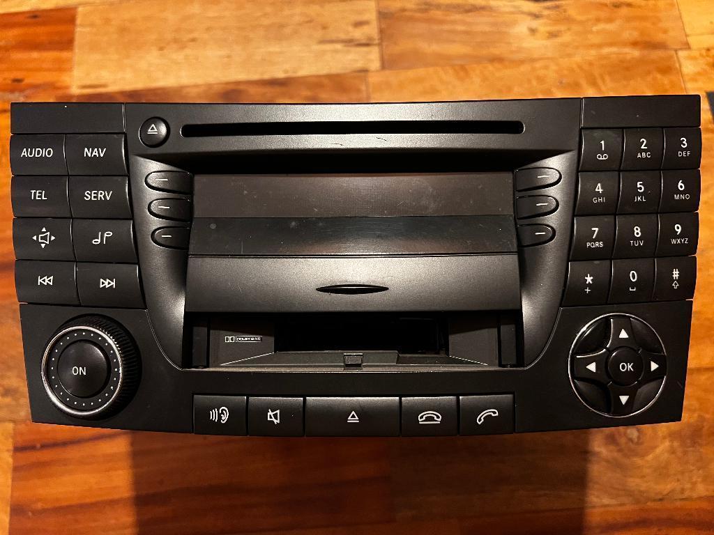 Mercedes Audio 50 APS BE6025 Radio/CD/Cass/Navigatie W211, Ophalen, Gebruikt
