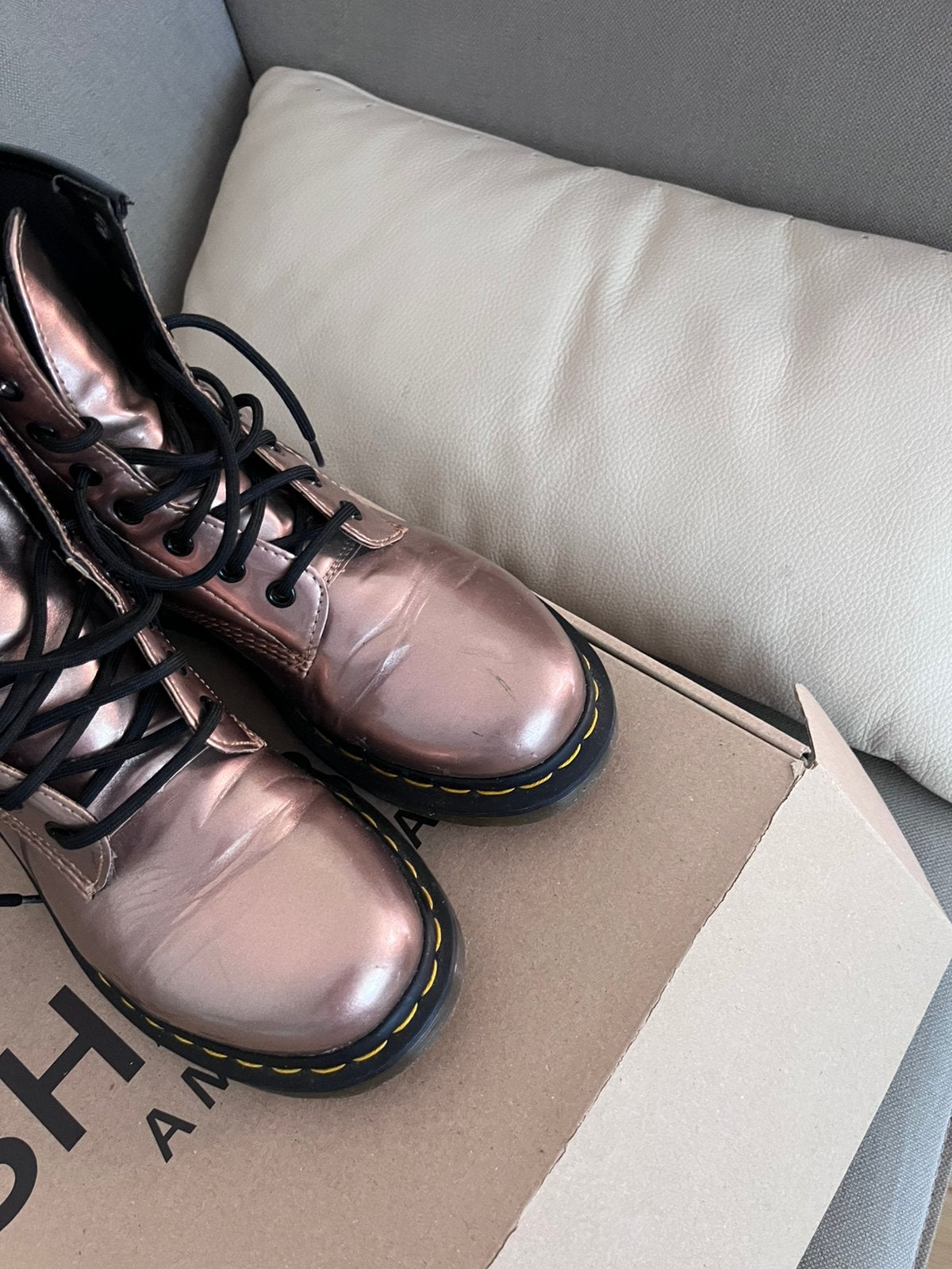 Dr. Martens 39, Kleding | Dames, Schoenen, Ophalen of Verzenden, Zo goed als nieuw, Roze