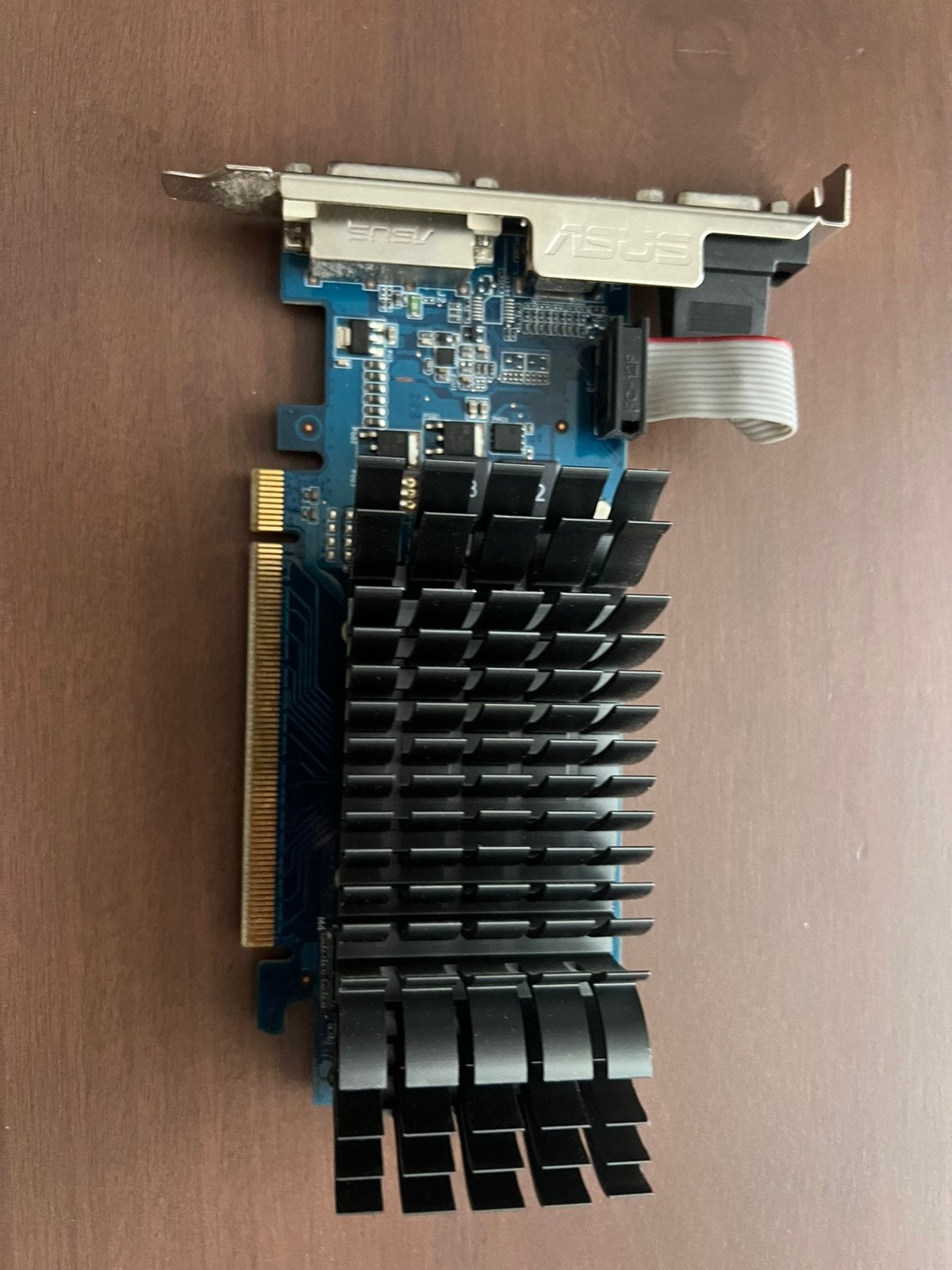 ASUS GeForce 210 1GB DDR3 – HDMI/DVI/VGA – Low Profile, PCI-Express 2, GDDR3, VGA, Ophalen of Verzenden