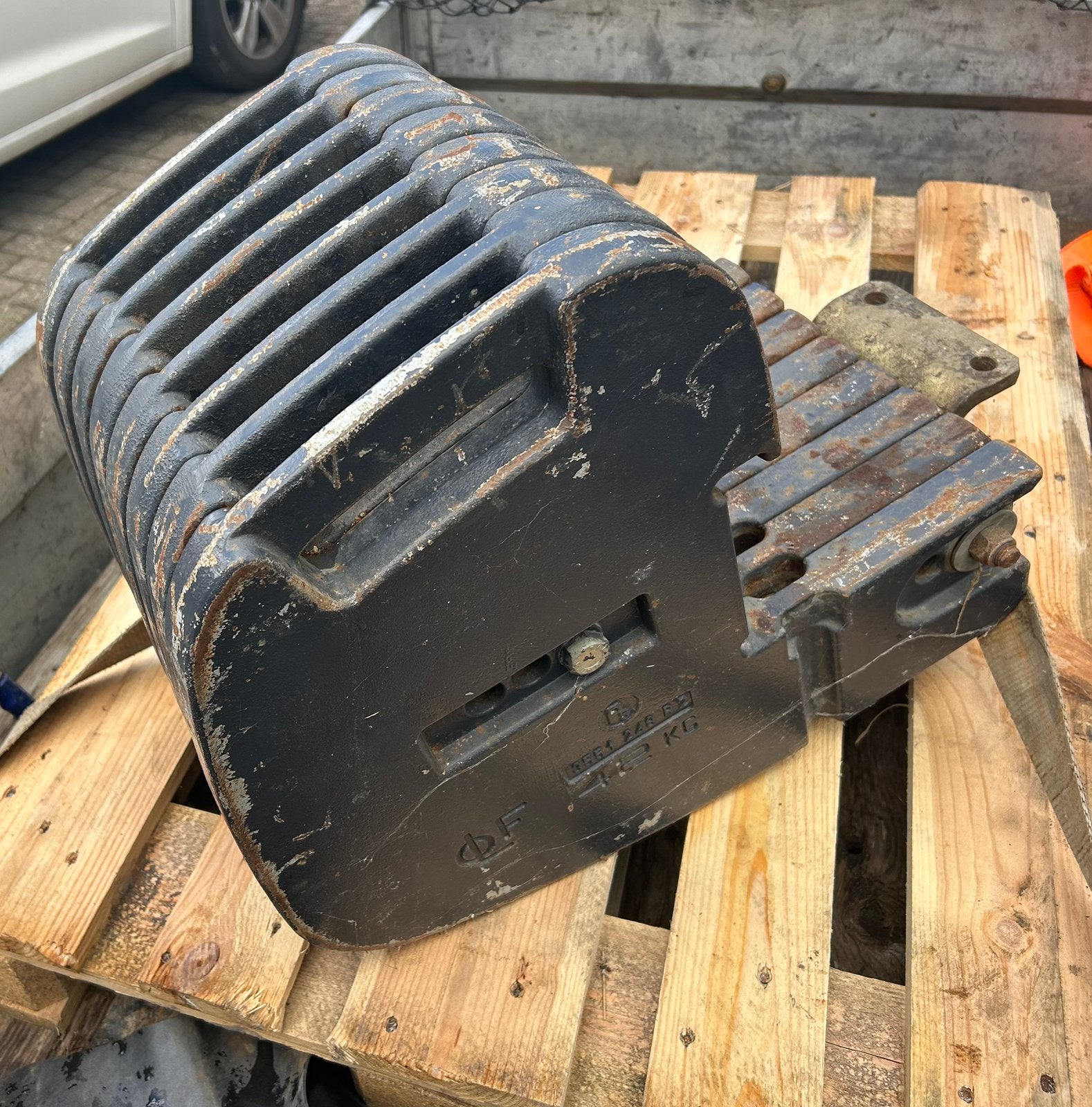 Landini frontgewichten 8 stuks a 42kg, Zakelijke goederen, Ophalen