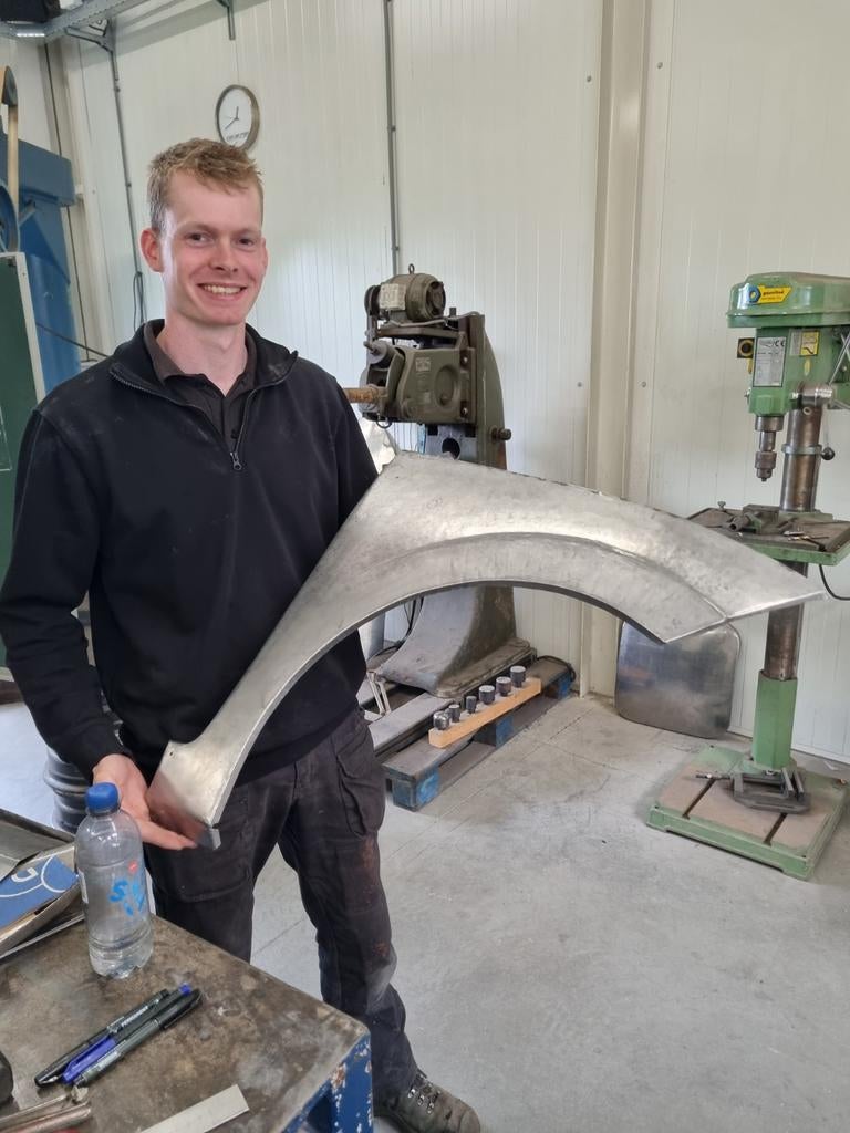 Foto 3 van Leer écht vakmanschap – traditioneel plaatwerken