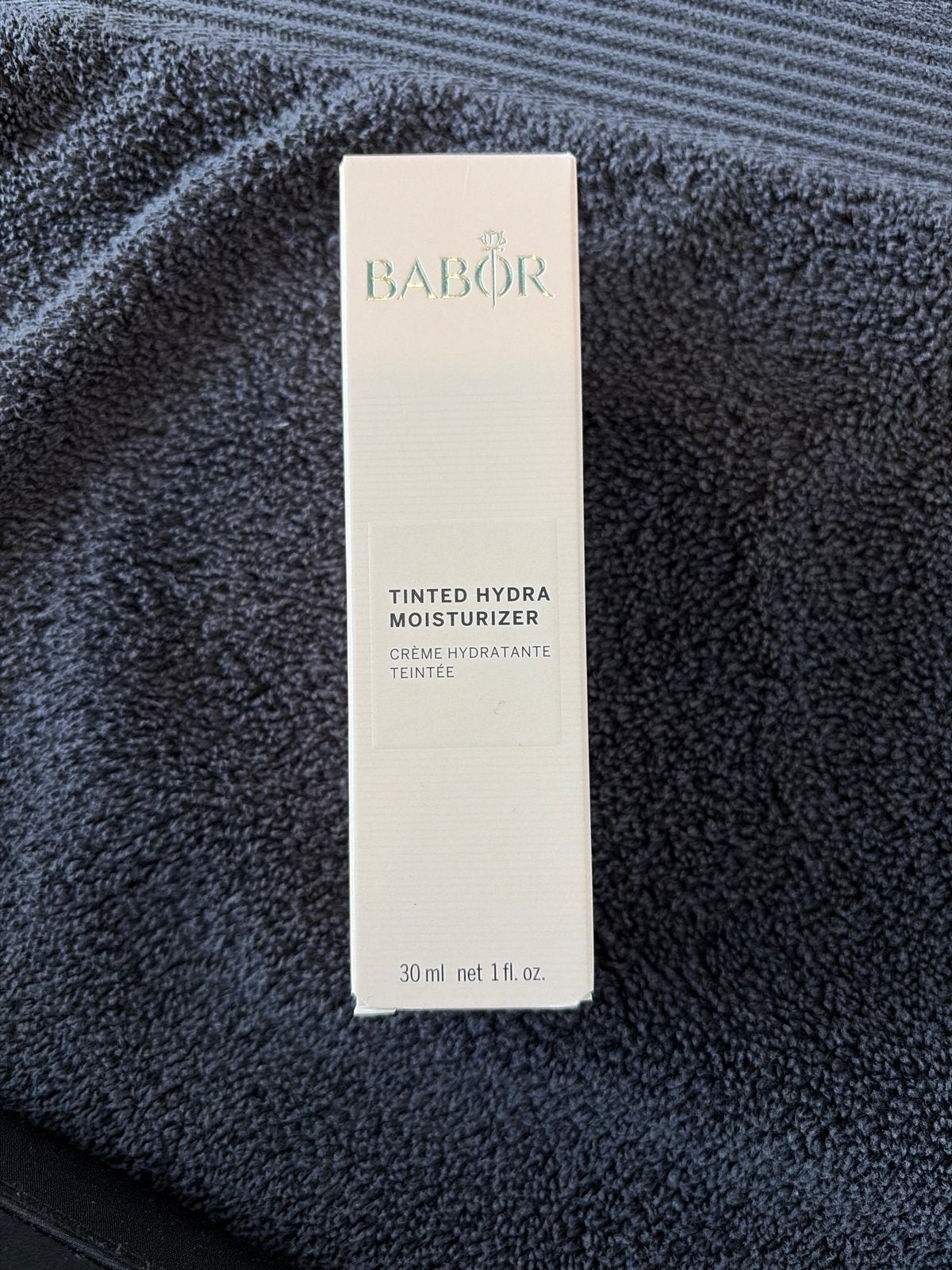 Babor Tinted Hydra Moisturizer 01 Ivory, Ophalen of Verzenden, Nieuw, Gehele gezicht, Camouflage