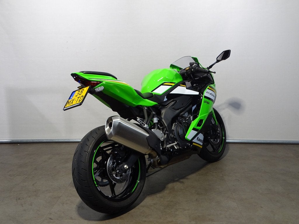 Kawasaki ZX-4 RR, Bedrijf, Super Sport, Meer dan 35 kW