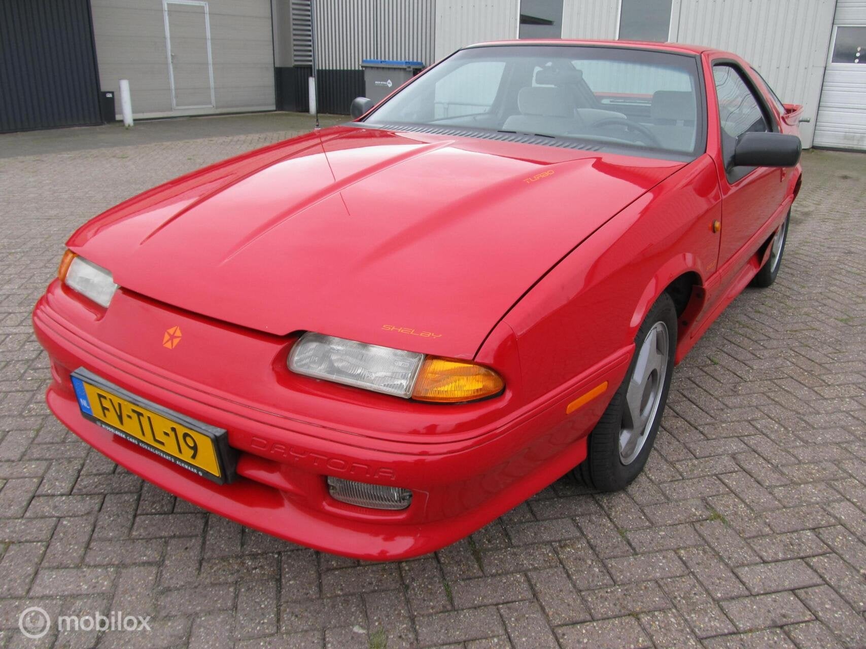 Chrysler Daytona Shelby 2.5i Turbo, origineel NL auto, 92711, Auto's, Voorwielaandrijving, Stof, Gebruikt, Overige modellen