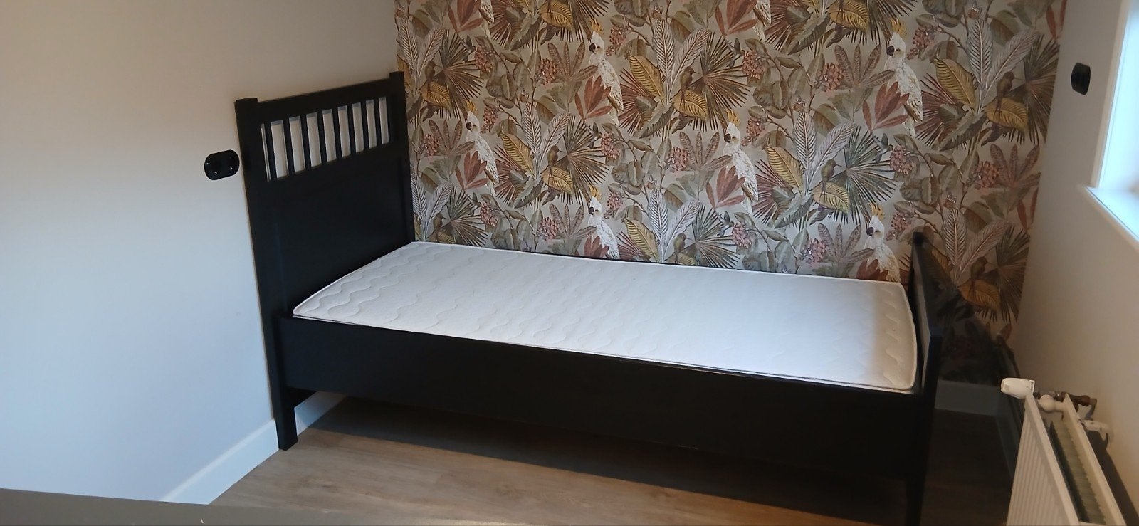 Hemnes 1 persoons bed gratis matras., Ophalen, Gebruikt, 90 cm, Eenpersoons