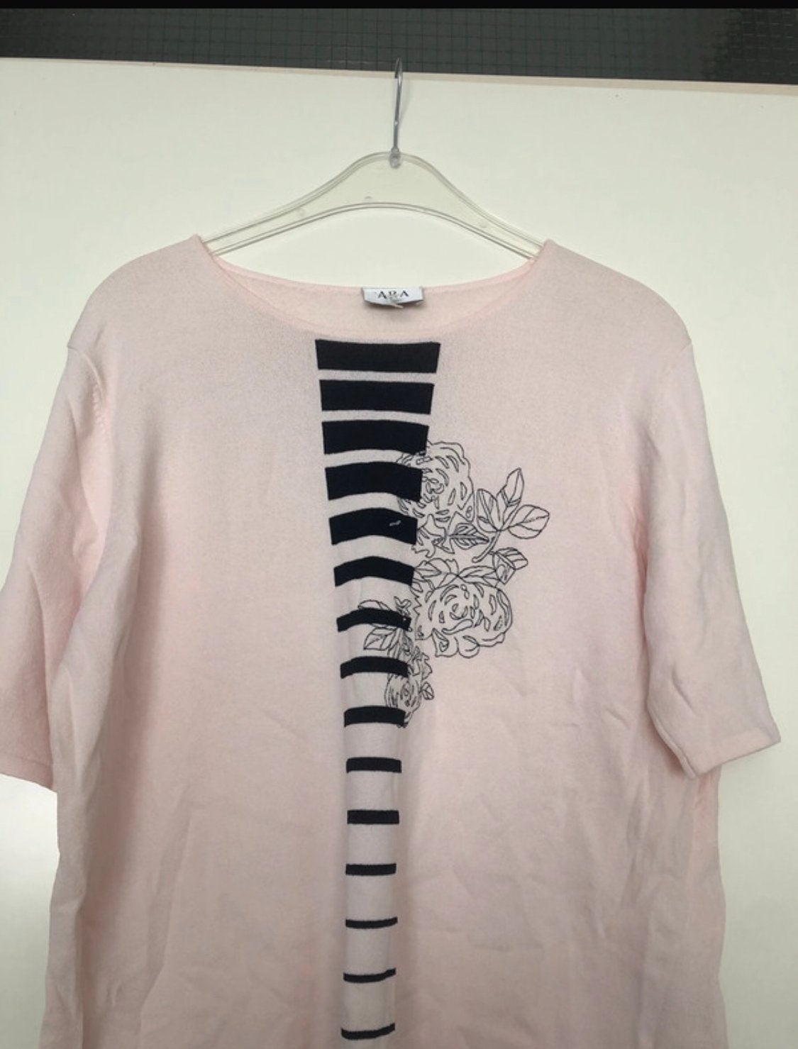 Zomerse top met strepen en bloemenprint maat, Kleding | Dames, Maat 42/44 (L), Nieuw, Ophalen of Verzenden, Korte mouw
