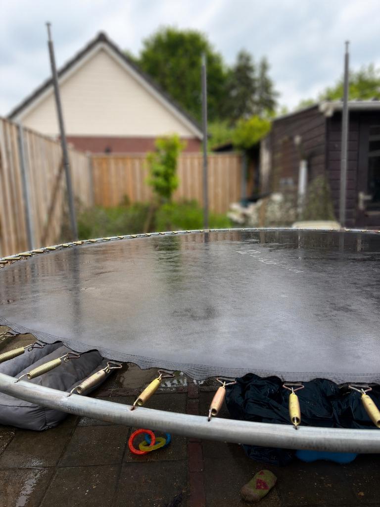 Trampoline - Alice’s Garden, Ophalen, Gebruikt