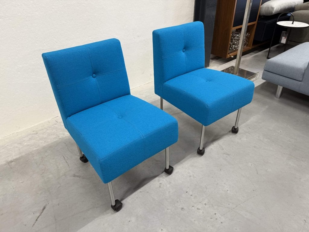 2 Nieuw Gelderland 7714 Knopenstoelen blauw stof wiel stoel, Twee, Blauw, Nieuw, Industrieweg 15