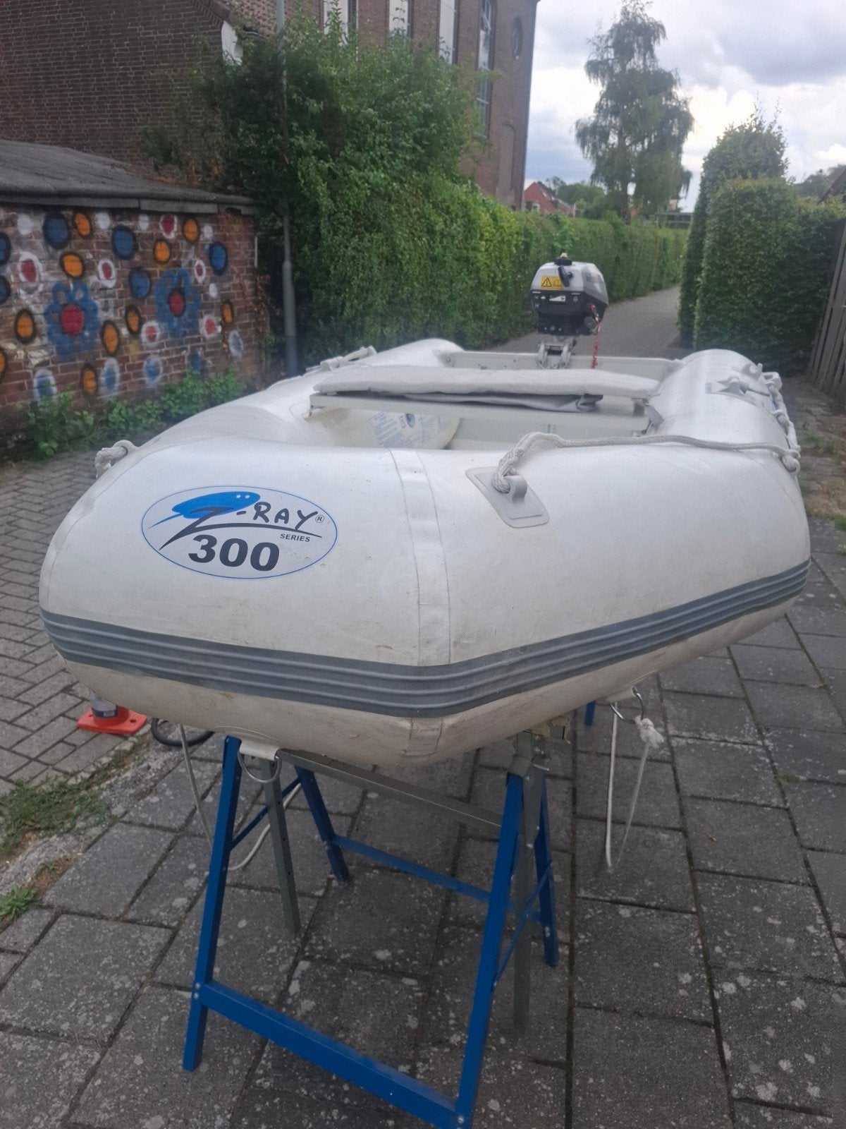 Z-Ray 300 opblaasboot met Honda 2pk buitenboordmotor, Aluminium, Gebruikt, Inclusief motor, Ophalen