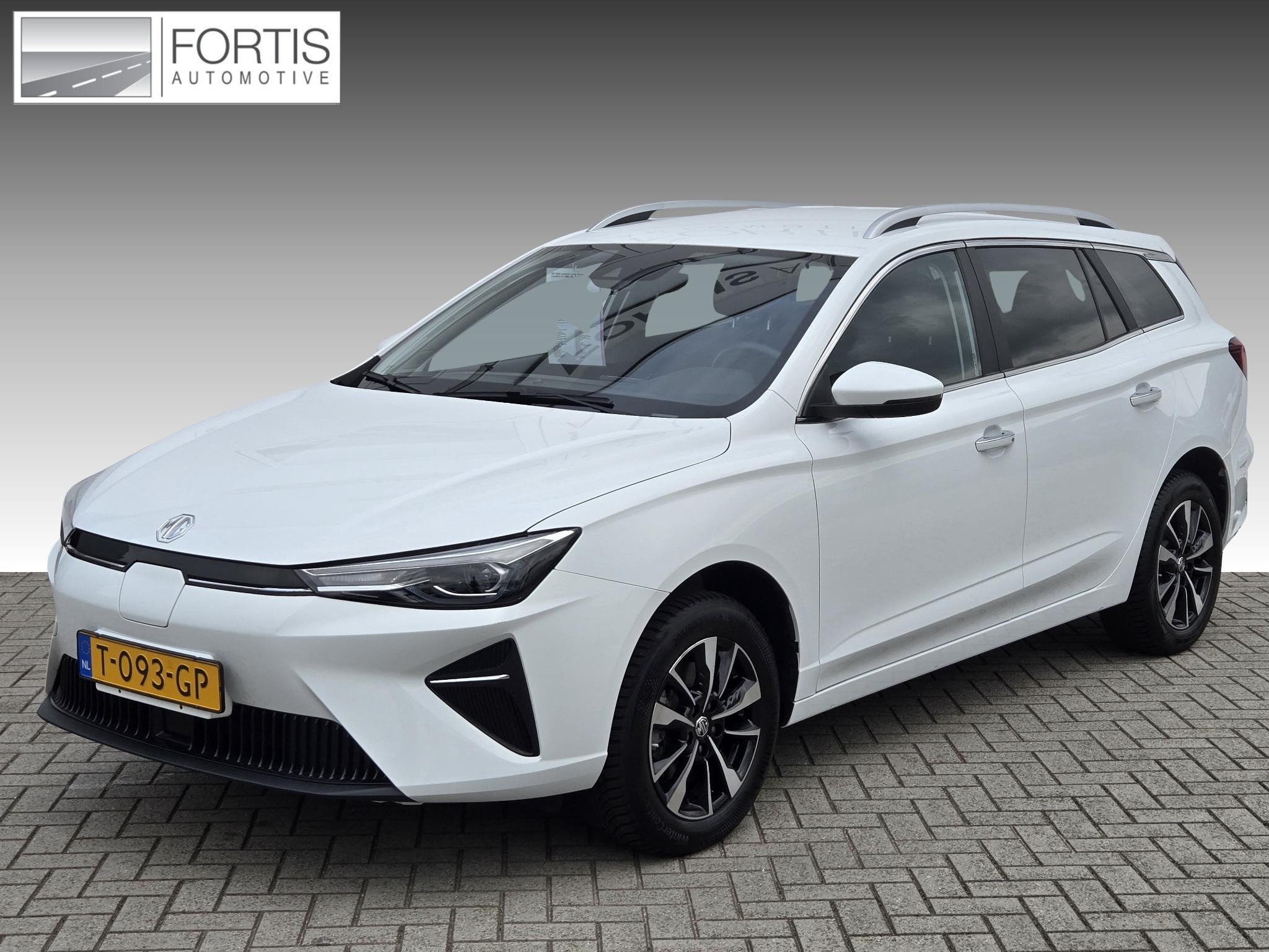 MG MG5 Electric Long Range Comfort 61 kWh NL-AUTO | NAVI | C, Auto's, Stof, Gebruikt, 156 pk, Wit