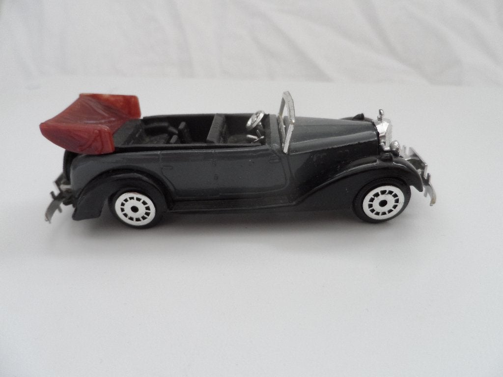 Mercedes Benz Cabriolet WT 304 miniatuur, Hobby en Vrije tijd, Modelauto's | 1:43, Nieuw, Auto, Overige merken, Ophalen