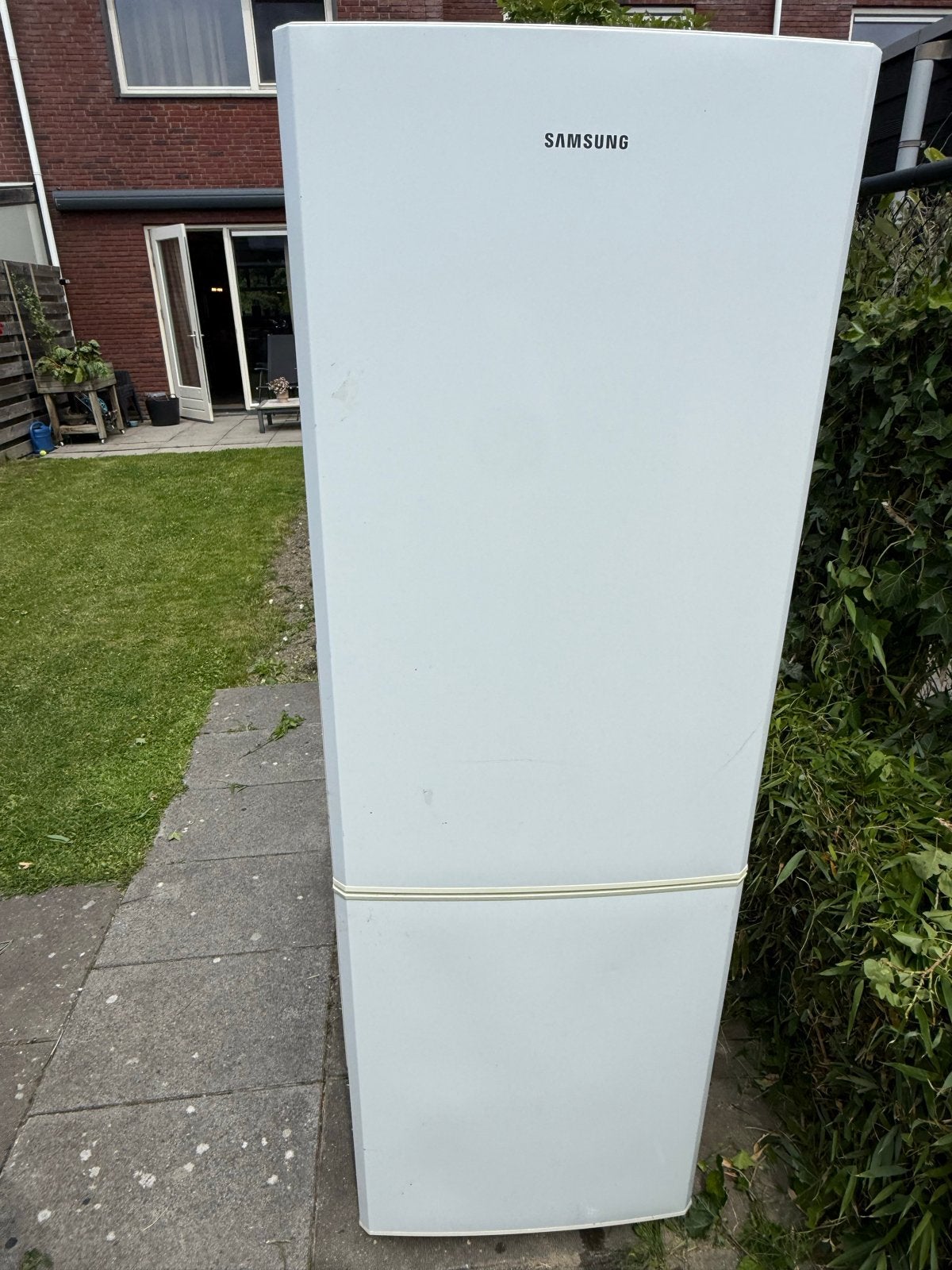 GRATIS Samsung Koel-vriescombinatie - Wit - Gebruikt, Witgoed en Apparatuur, Koelkasten en IJskasten, Ophalen, Gebruikt, 200 liter of meer