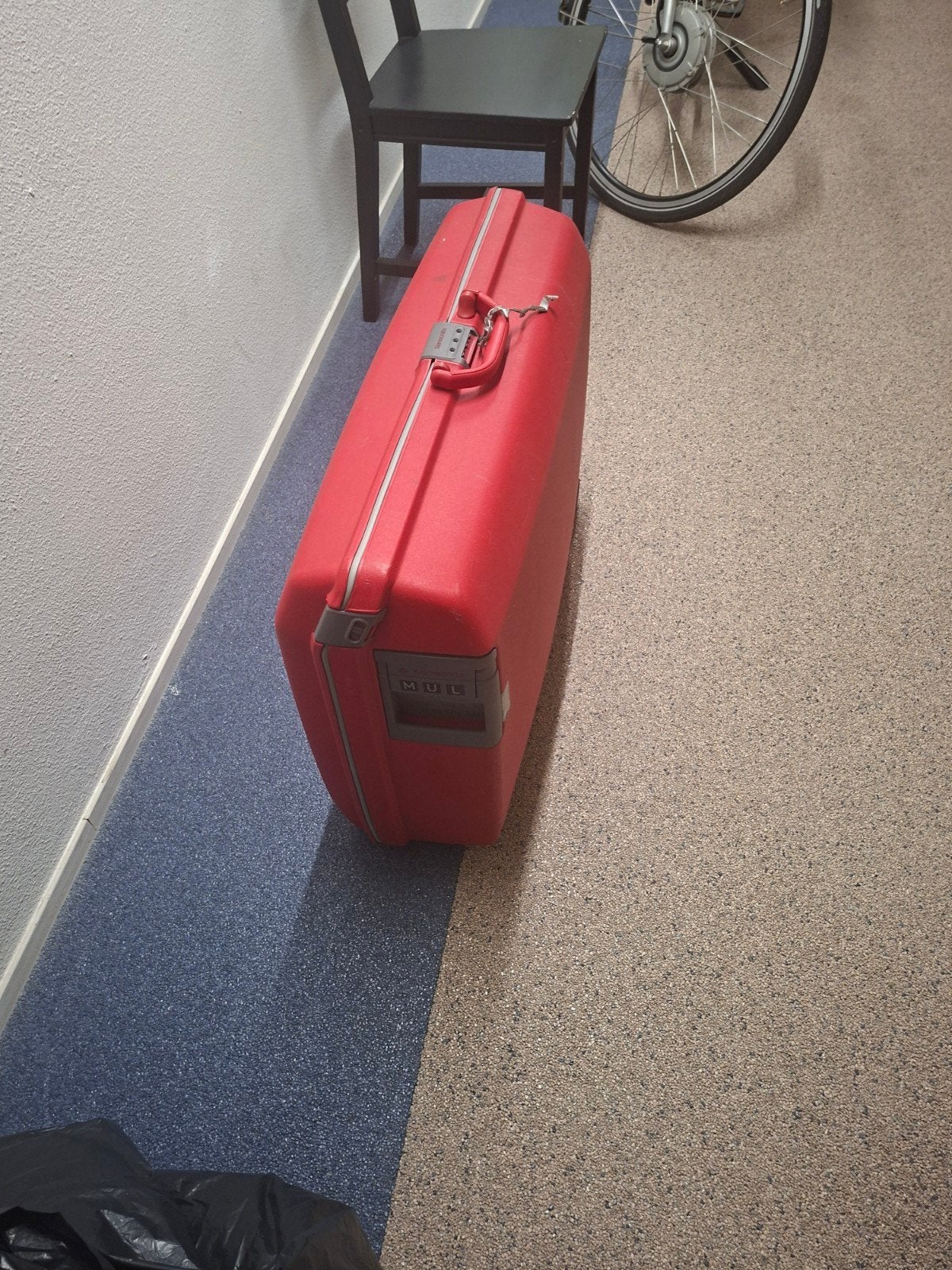 Samsonite koffer met cijferslot, Wieltjes, Hard kunststof, Ophalen of Verzenden, Zo goed als nieuw