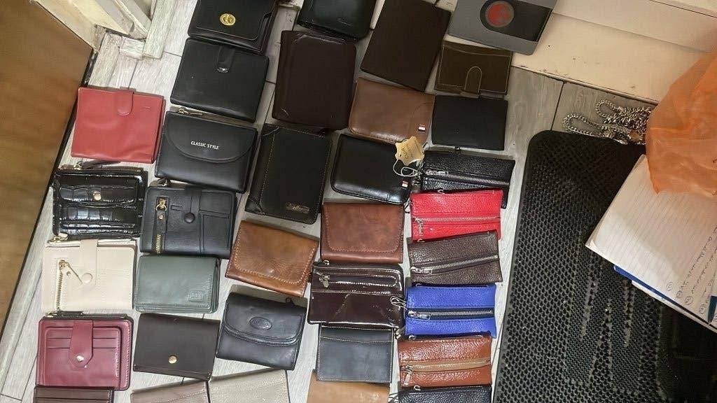 Partij 43x Luxe Lederen Portemonnees Dames/Heren, Ophalen of Verzenden, Nieuw, Leer