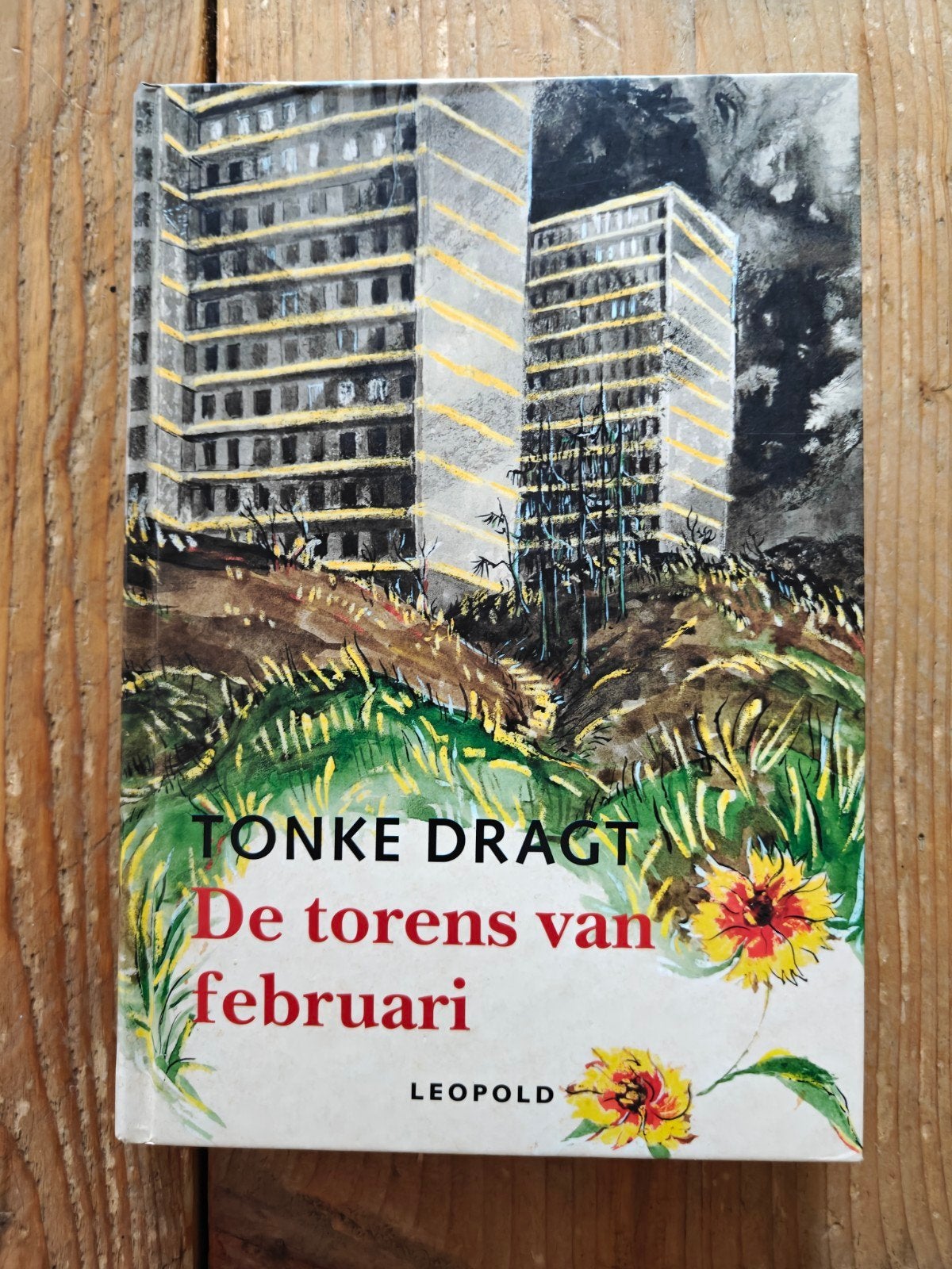 De torens van februari., Ophalen of Verzenden