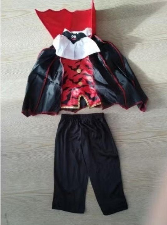 4 dlg Vampier outfit mt 12 tot 18 maanden, Ophalen of Verzenden, Nieuw, 104 of kleiner, Jongen