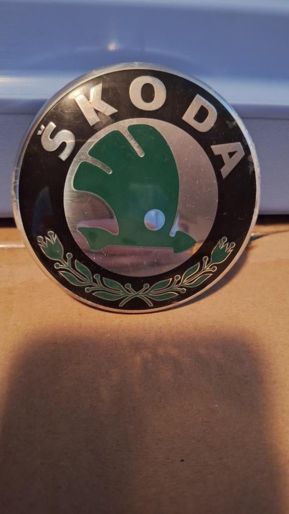 Skoda Embleem 1U0 853 621 - Origineel Logo, Ophalen of Verzenden