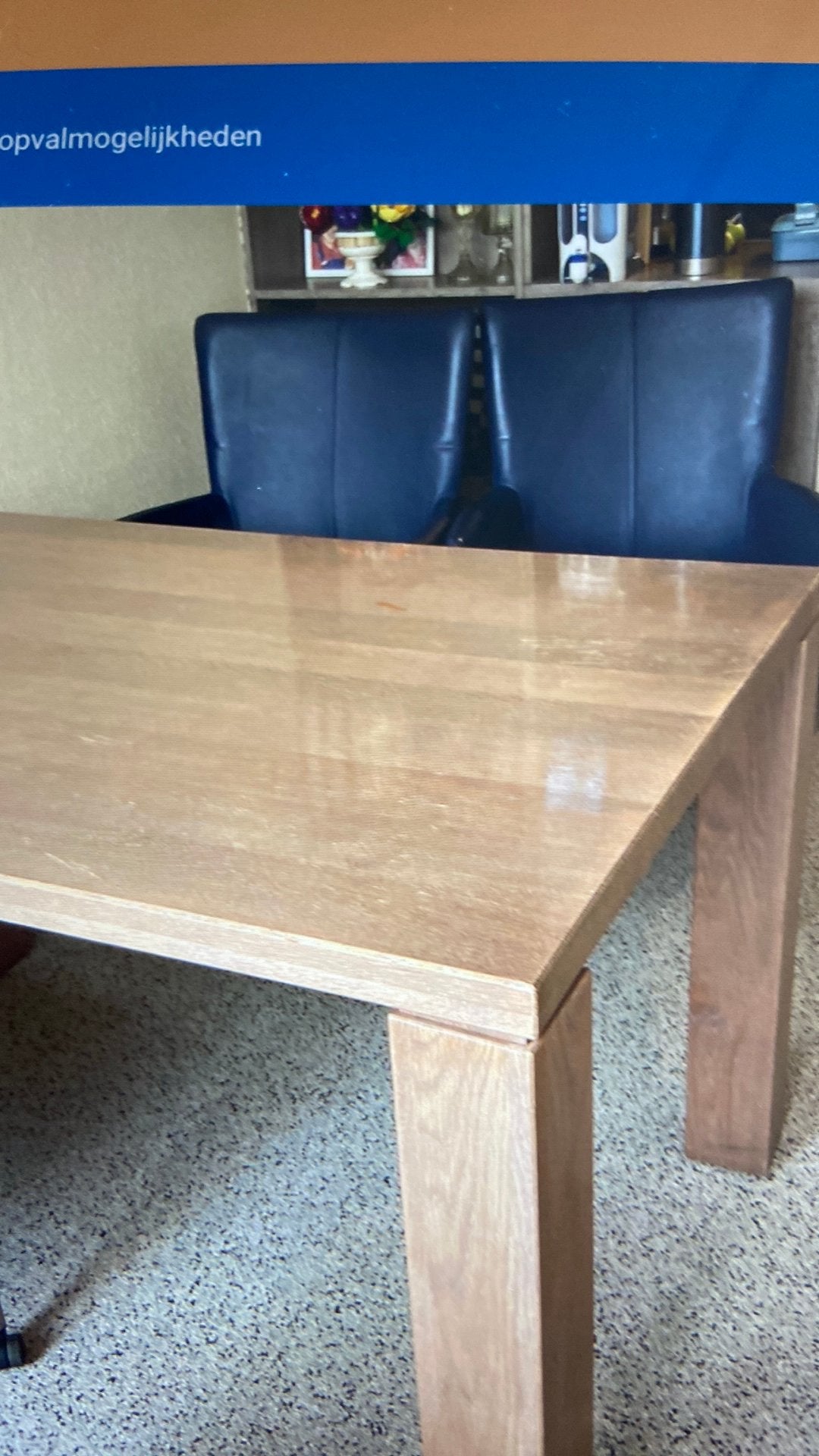Massief eiken eettafel, Ophalen