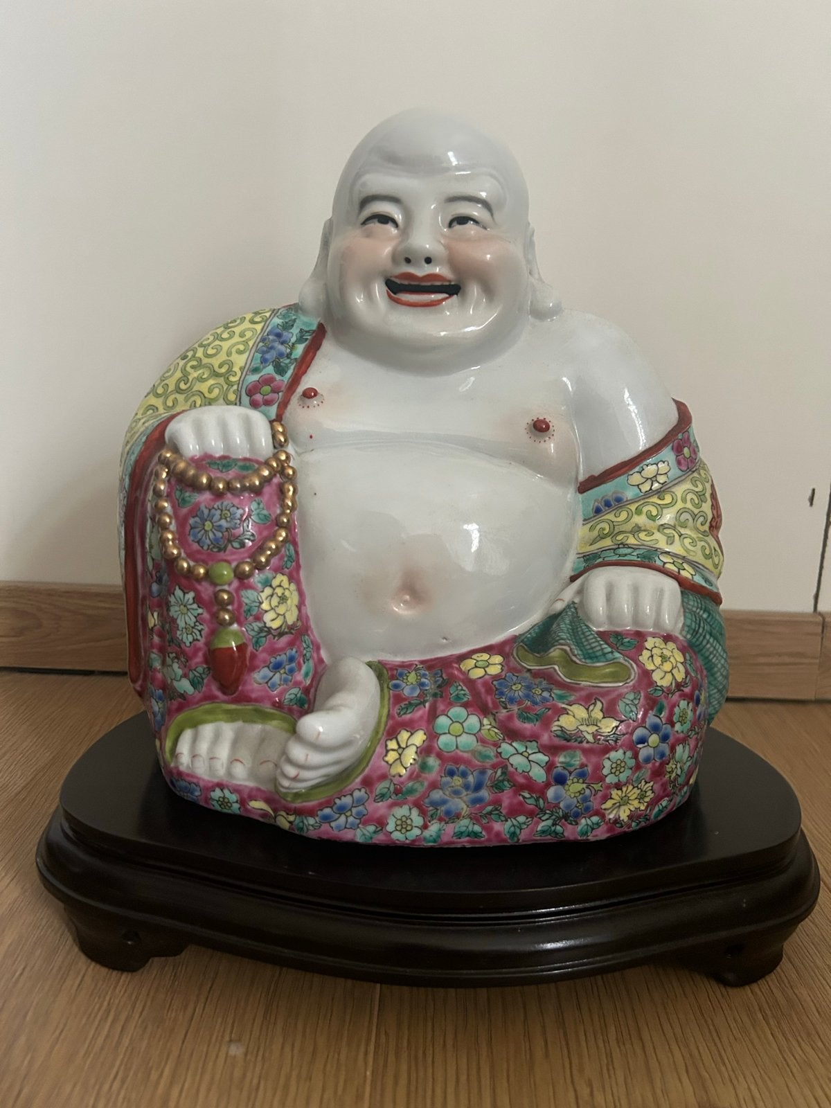 Grote Chinese Famille Rose Budai / Lachende Boeddha – 27 cm, Steen/keramiek, Ophalen of Verzenden, China, 27 cm
