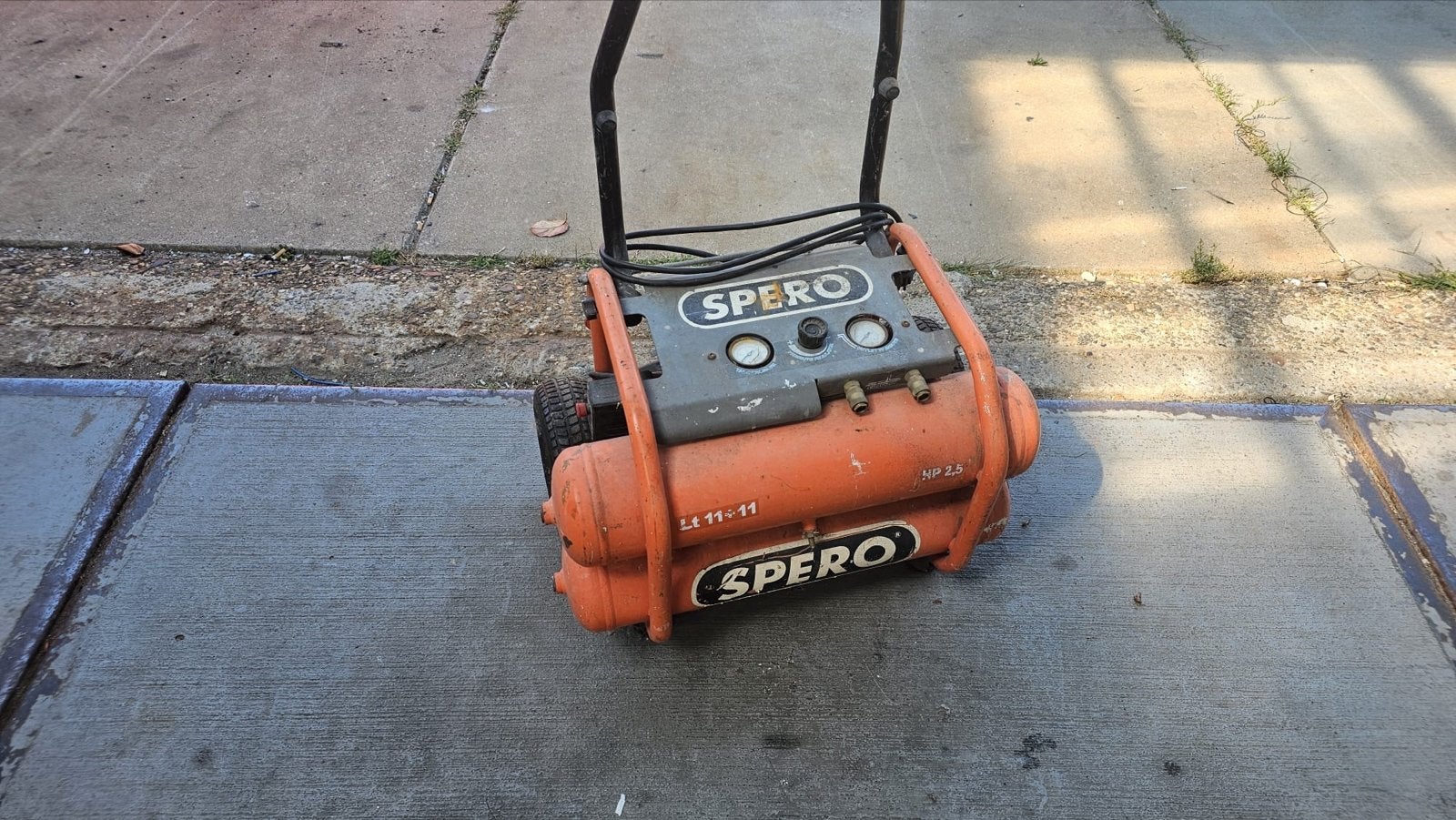 Spero Mobiele Compressor - Gebruikt, Ophalen, Gebruikt, 6 tot 10 bar, 25 tot 100 liter