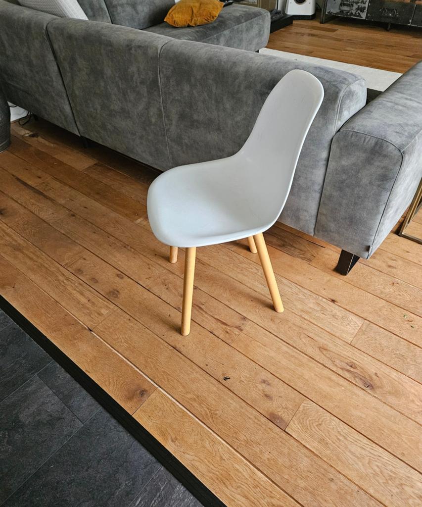 Witte stoel, Ophalen, Gebruikt, Wit, Eén