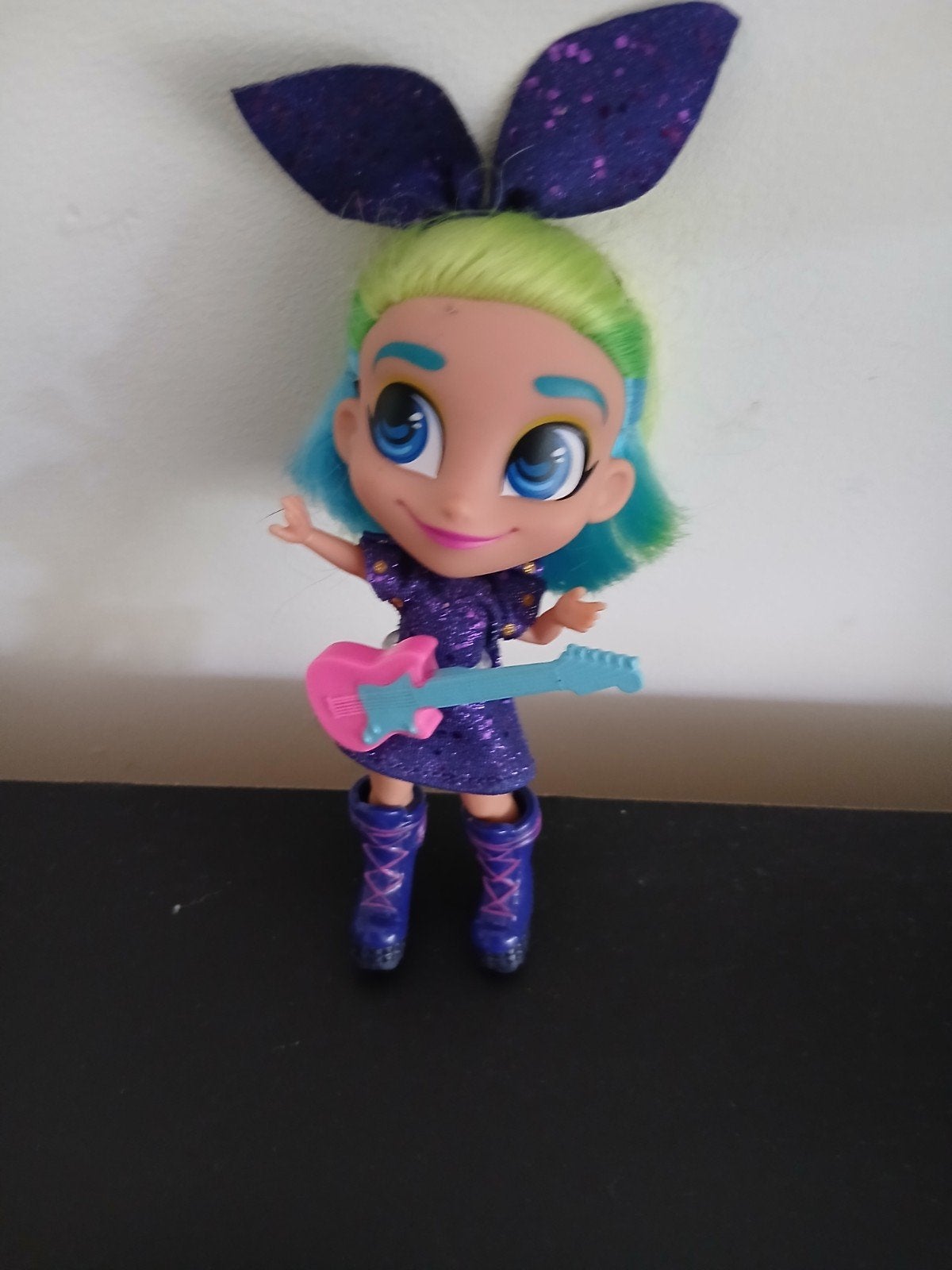 Hairdorables Pop Harmony Rocks - Serie 1 met gitaar, Ophalen of Verzenden, Overige typen