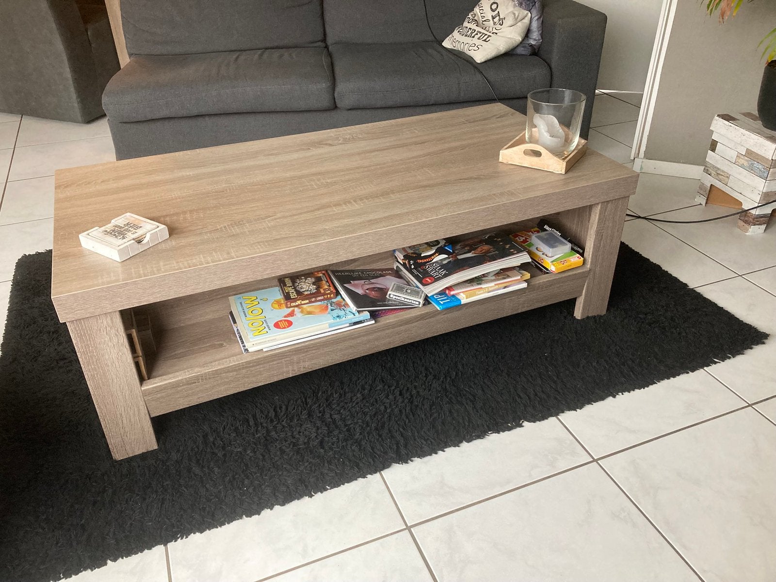 Mooie houten salontafel, Ophalen