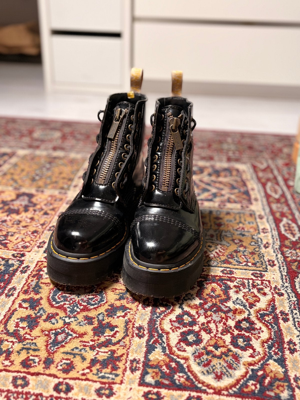 DrMartens sinclair vegan platformlaarzen, Kleding | Dames, Schoenen, Hoge laarzen, Zwart, Ophalen of Verzenden, Zo goed als nieuw