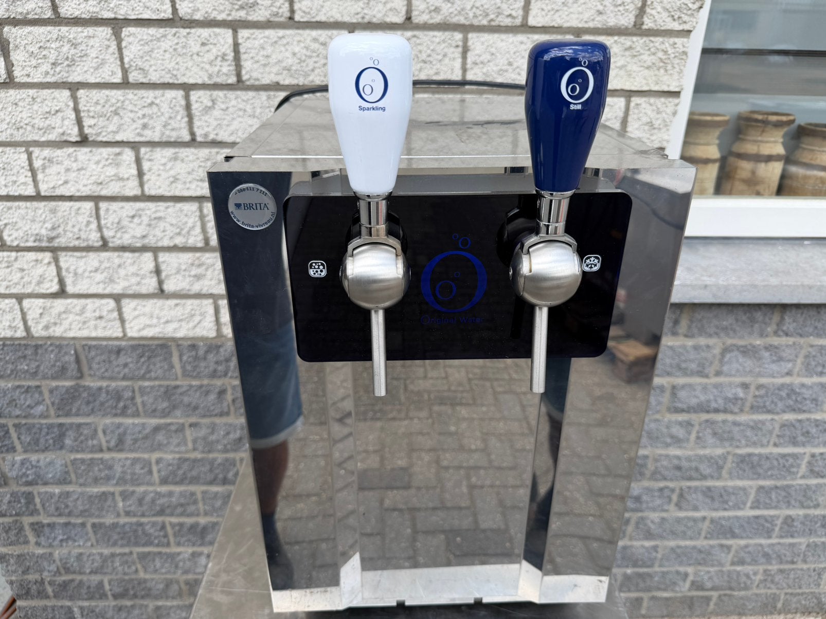 Brita water dispender platwater en bruiswater watertap, Ophalen, Zo goed als nieuw, Overige merken