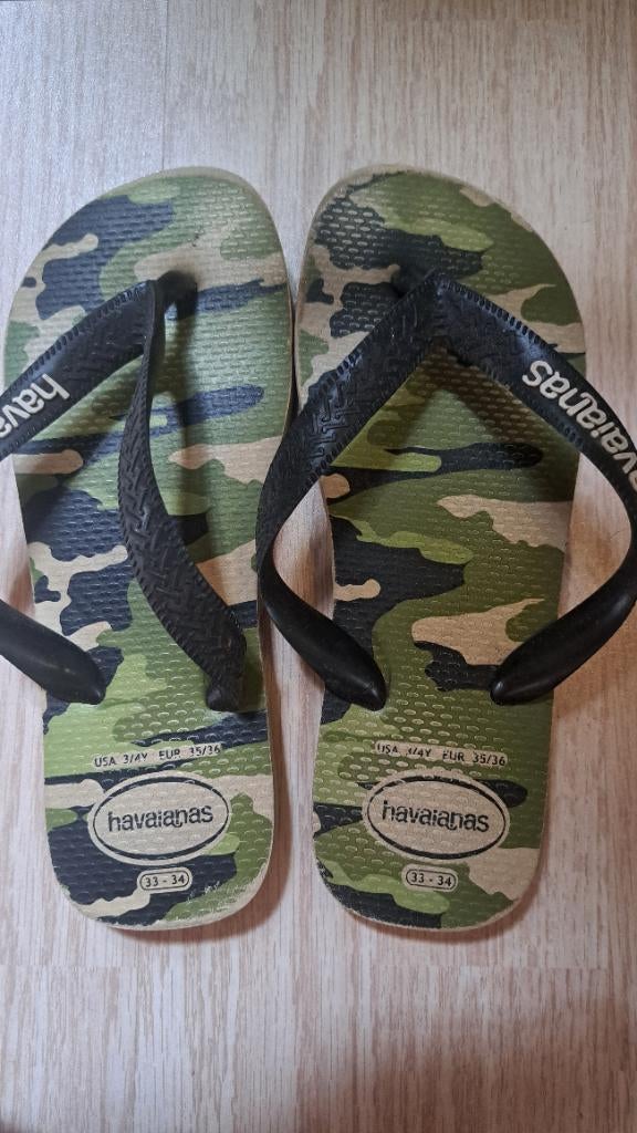 Havaianas slippers, Kinderen en Baby's, Kinderkleding | Schoenen en Sokken, Ophalen, Gebruikt, Jongen of Meisje, Overige typen