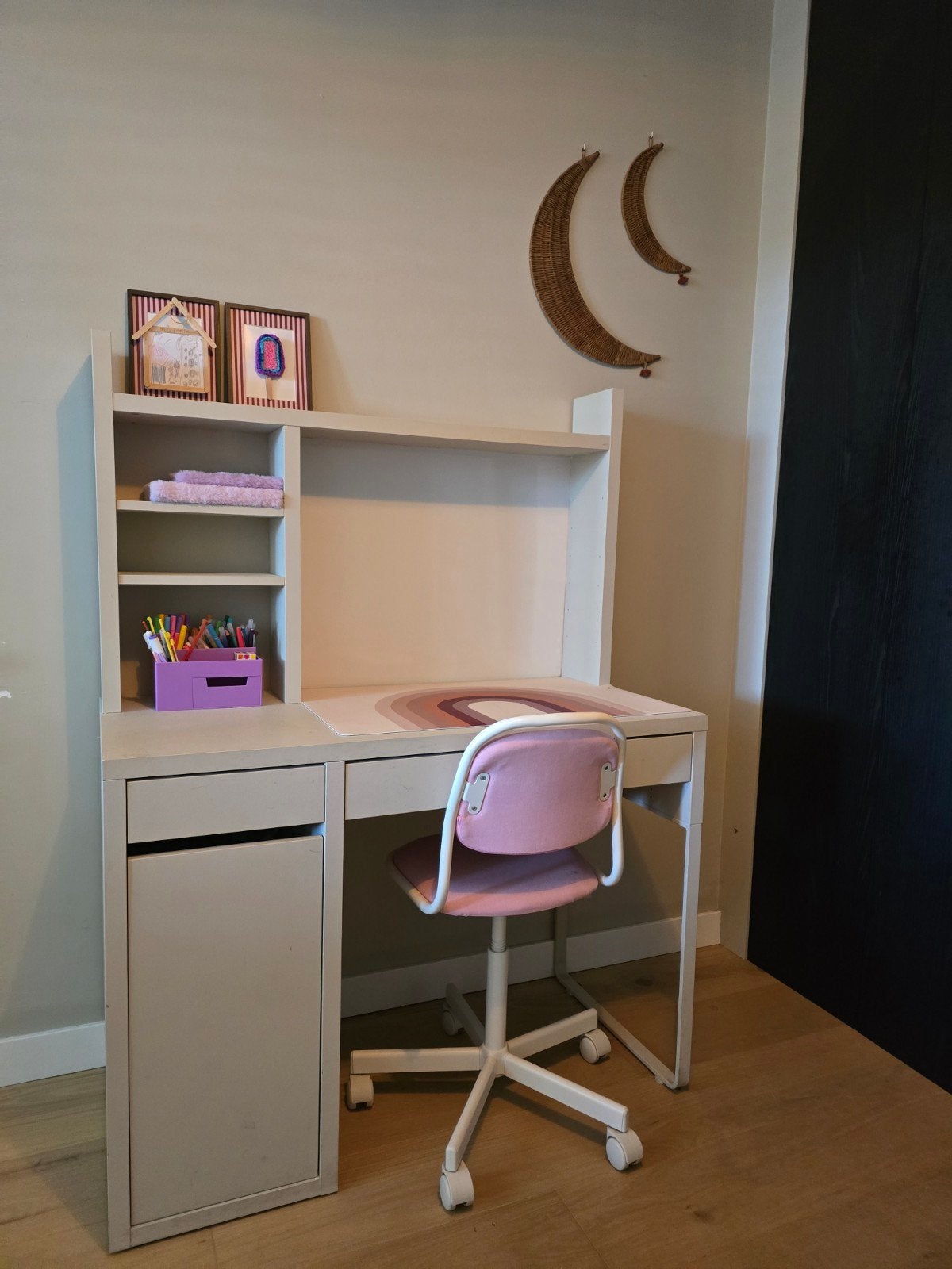 kinder bureau (ikea micke) incl bureaustoel (ikea örfjäll), Gebruikt, IKEA, Beige, Ophalen