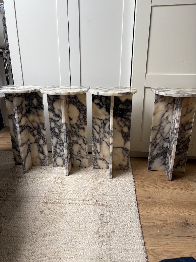Calacatta marmer natuursteen bijzettafels, Minder dan 55 cm, Rond, Nieuw, Ophalen