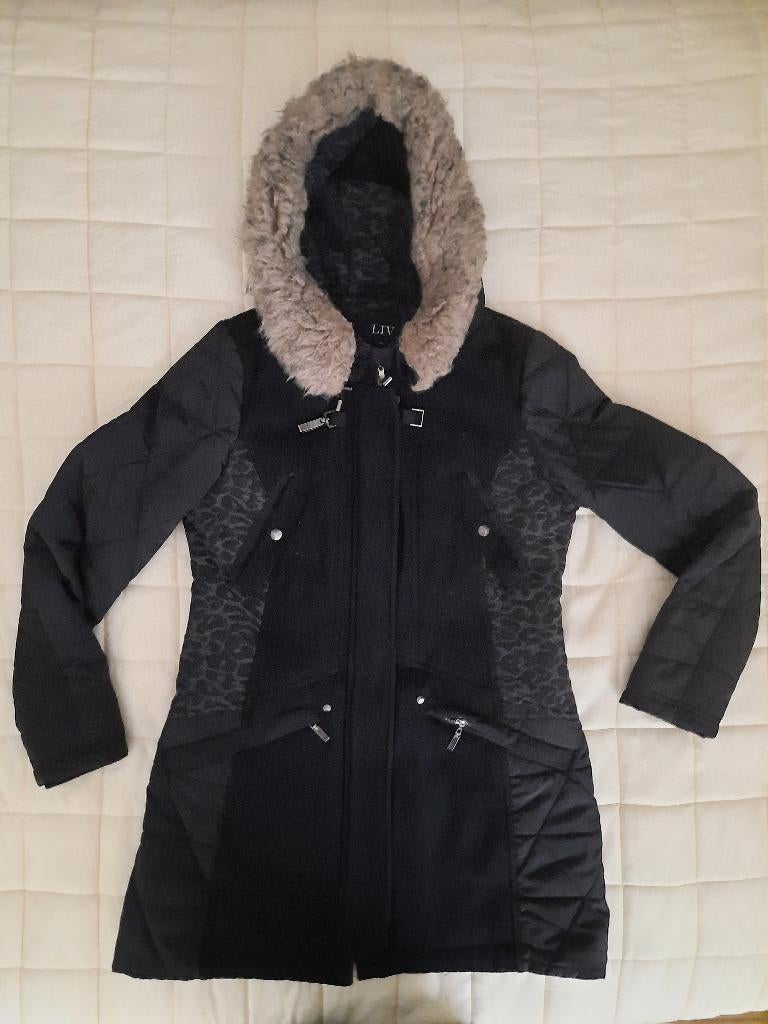mooie dames winterjas maat 40 ( G33), Kleding | Dames, Jassen | Winter, Maat 38/40 (M), Zwart, Ophalen of Verzenden, Zo goed als nieuw
