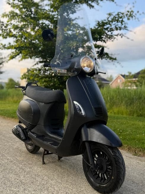 AGM VX50 (2018) Mat Zwart, Zo goed als nieuw, Benzine, Ophalen, Overige merken