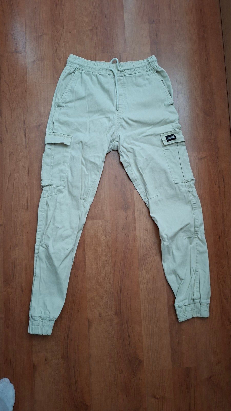 Daily Aesthetikz ( the sting) Cargo Broek - Maat S, Beige, Ophalen of Verzenden, Zo goed als nieuw, Daily Aesthetikz