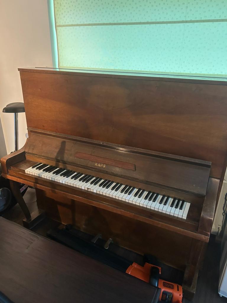 Piano Kaps, Muziek en Instrumenten, Piano's, Ophalen, Gebruikt, Bruin, Piano