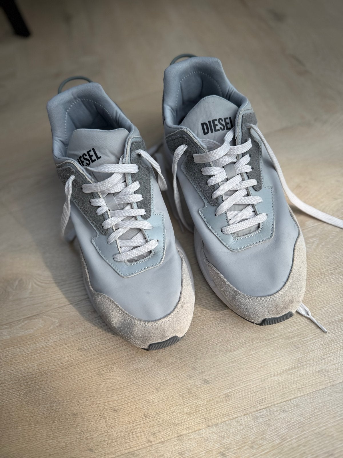 Diesel sneakers lichtblauw maat 42, Ophalen, Zo goed als nieuw, Overige kleuren, Sneakers of Gympen