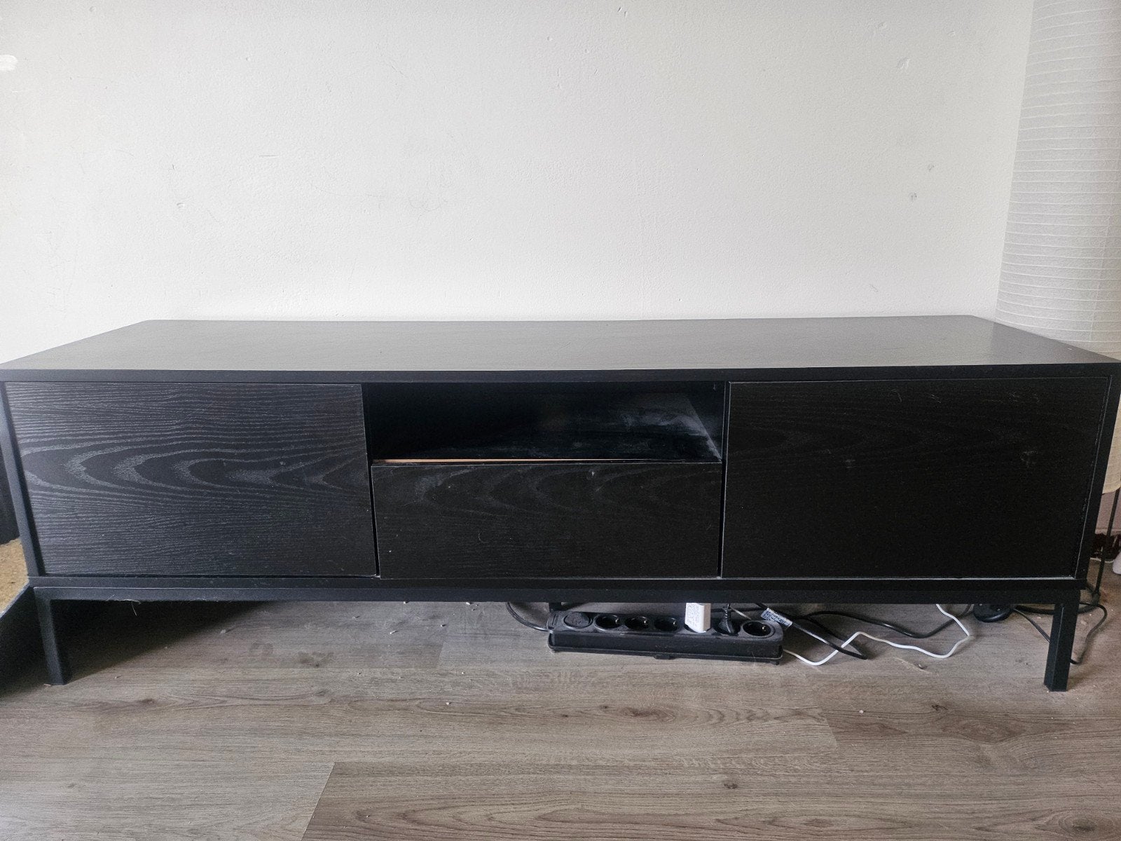 Gratis: Zwart TV-meubel met opbergruimte, Gebruikt, 150 tot 200 cm, Minder dan 100 cm, Modern