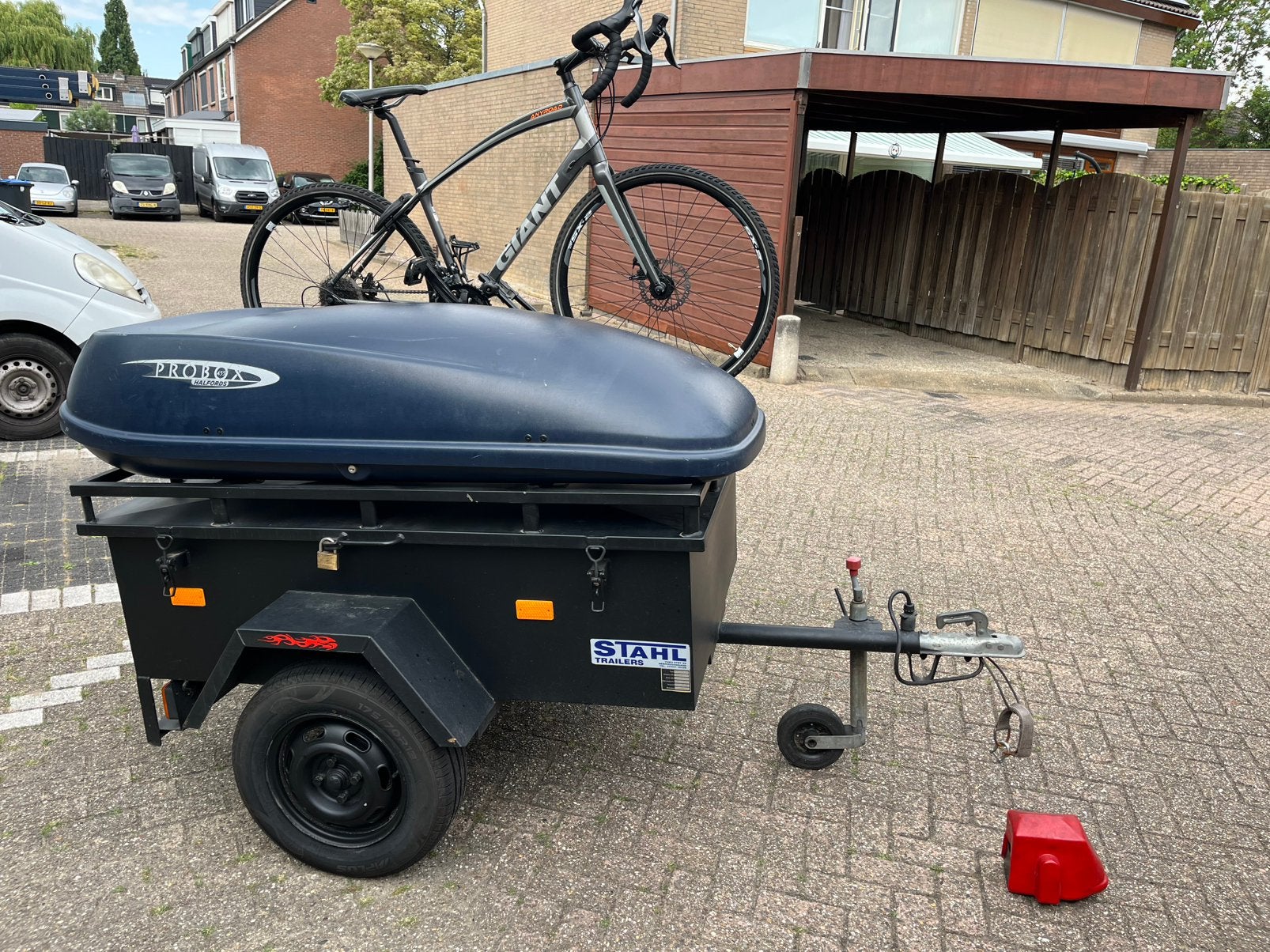Bagageaanhanger met dakkoffer en/ of fietsen steunen, Ophalen, Zo goed als nieuw