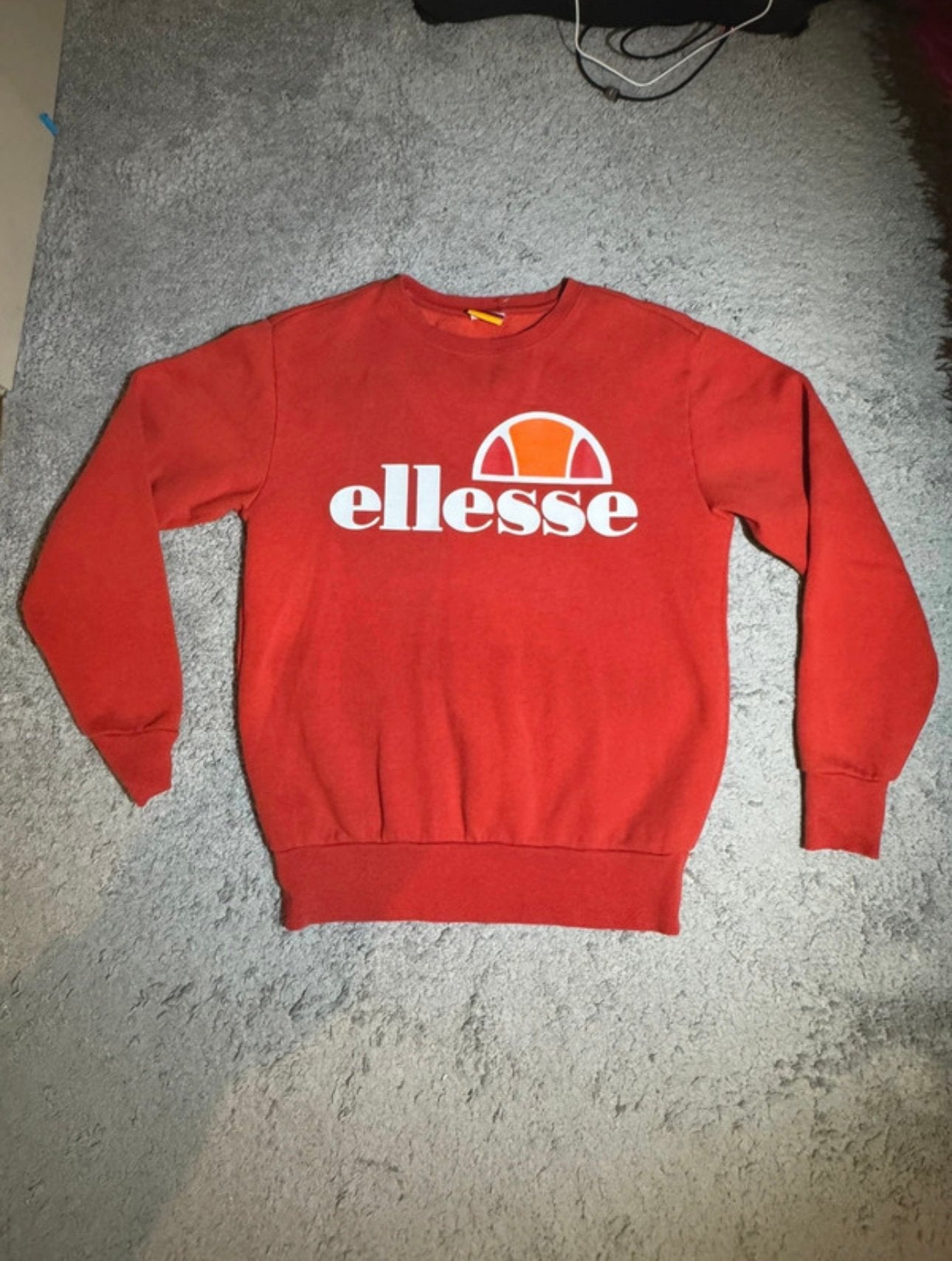 Ellesse, Ophalen of Verzenden, Zo goed als nieuw, Maat 48/50 (M), Rood