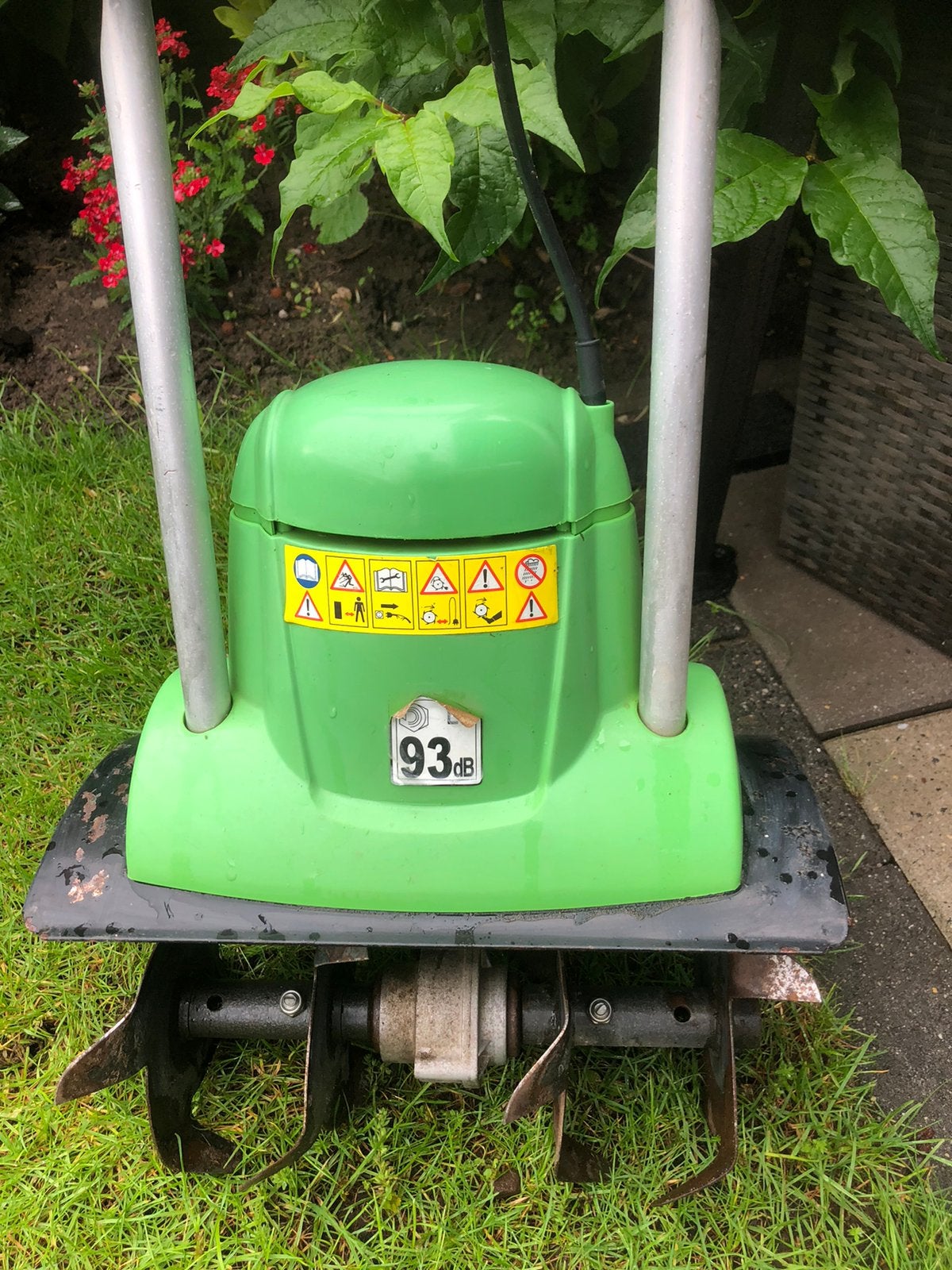 Tuin frees zo goed als nieuw doet het prima, Ophalen, Zo goed als nieuw