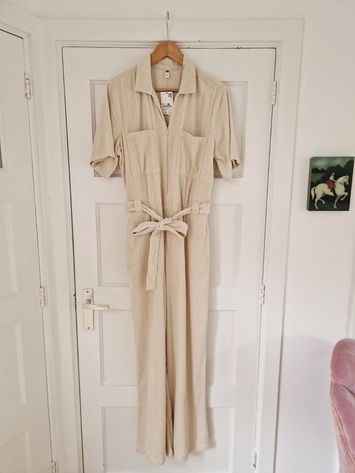 HEMA ribfluwelen jumpsuit - NIEUW - maat L, Kleding | Dames, Verzenden, Beige, Maat 42/44 (L), Nieuw