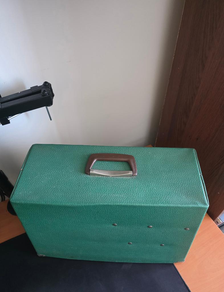 Oude naaimachine (Lucznik predom 466), Ophalen