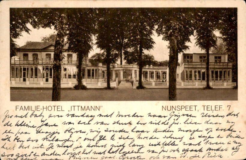 Nunspeet - Fam. Hotel Ittmann, Verzamelen, Ansichtkaarten | Nederland, Gelopen, Gelderland, 1920 tot 1940, Ophalen of Verzenden