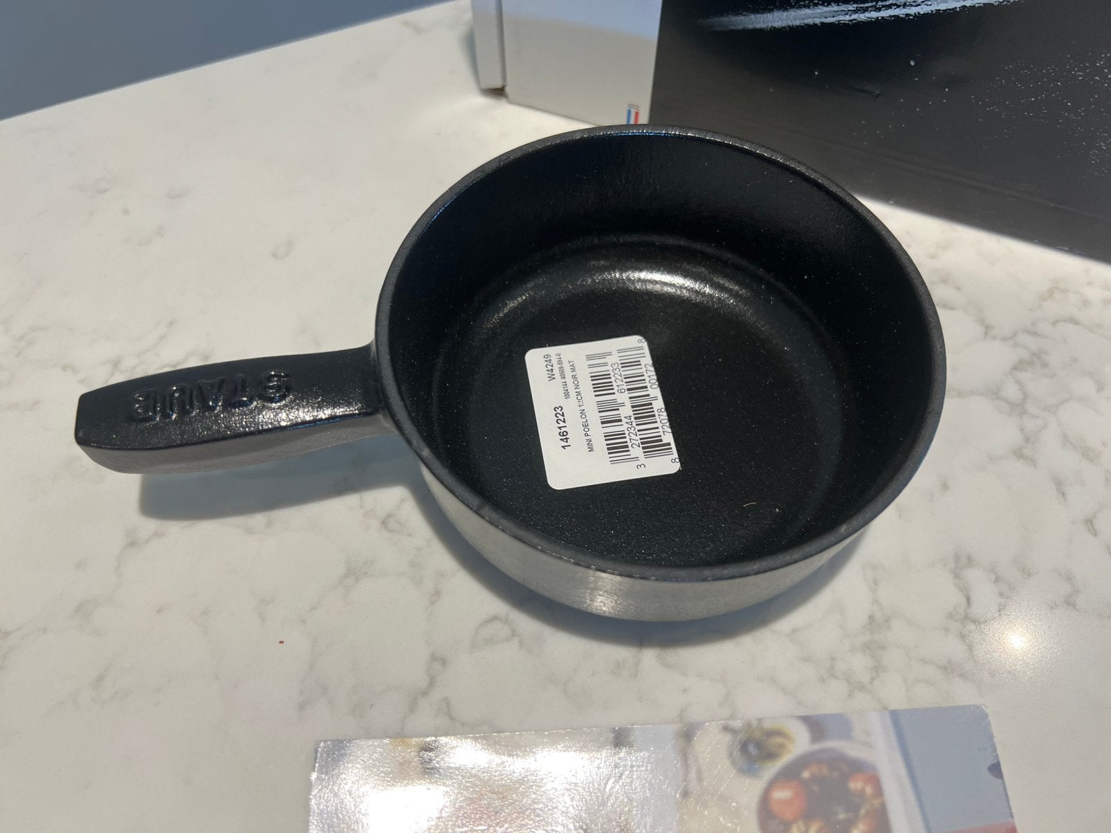 Nieuwe Staub steelpan 12 cm geleverd in de doos, Nieuw, Ophalen of Verzenden, Staub, Nvt