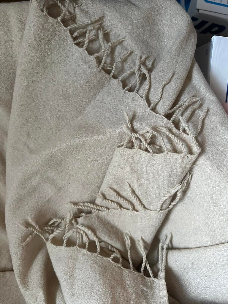 100% wool scarf poncho, Ophalen of Verzenden, Zo goed als nieuw, Sjaal