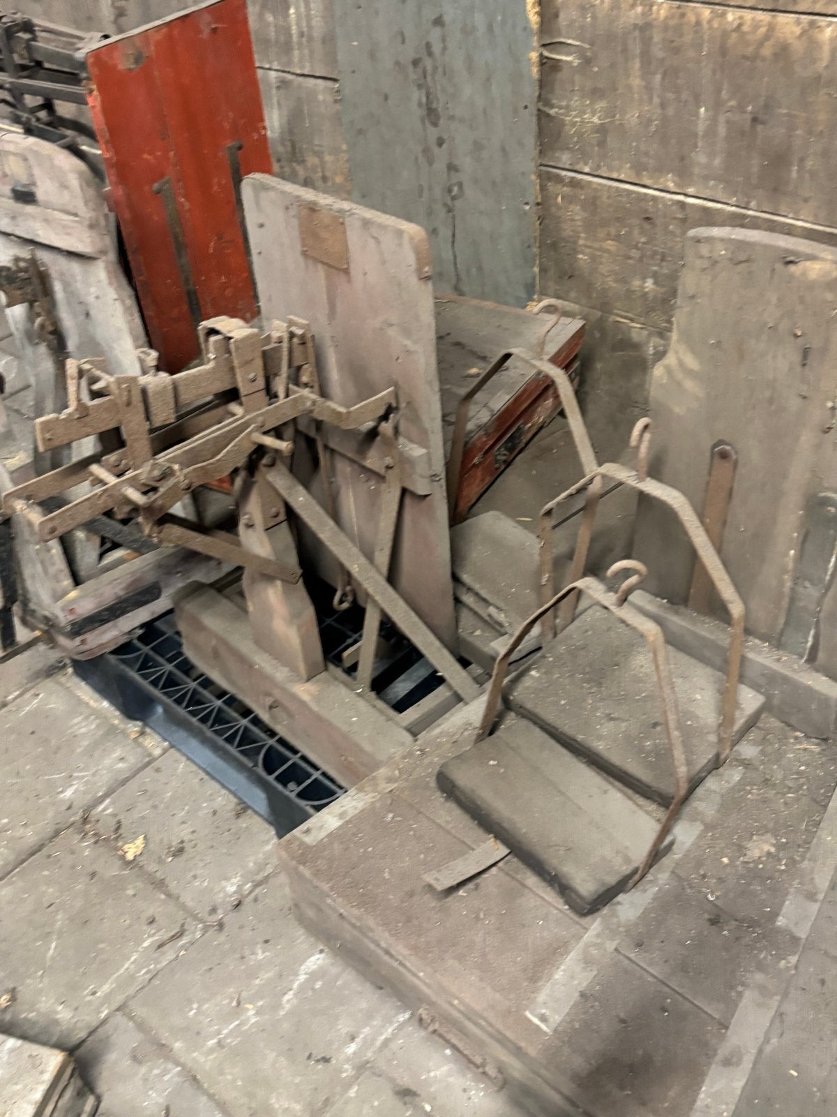 Drie Oude Bascule Weegschalen - Vintage Decoratie, Antiek en Kunst, Antiek | Gereedschap en Instrumenten, Ophalen